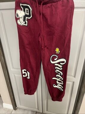 Maroon  Sweatpants with Snoopy & Woodstock Graphics